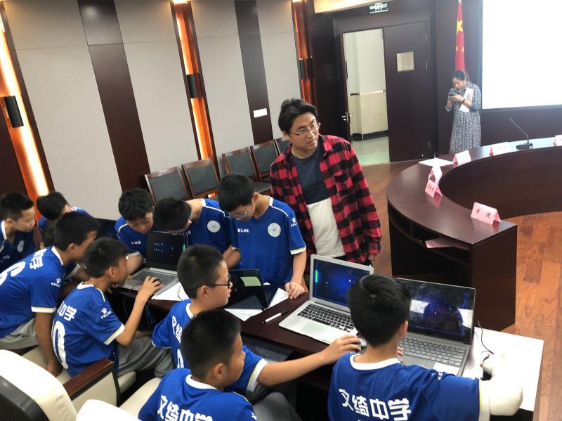 今夜体能课后，上海久事强势反弹备战荷甲，球迷炸锅，赛季目标并未改变的简单介绍-LOL全球赛事