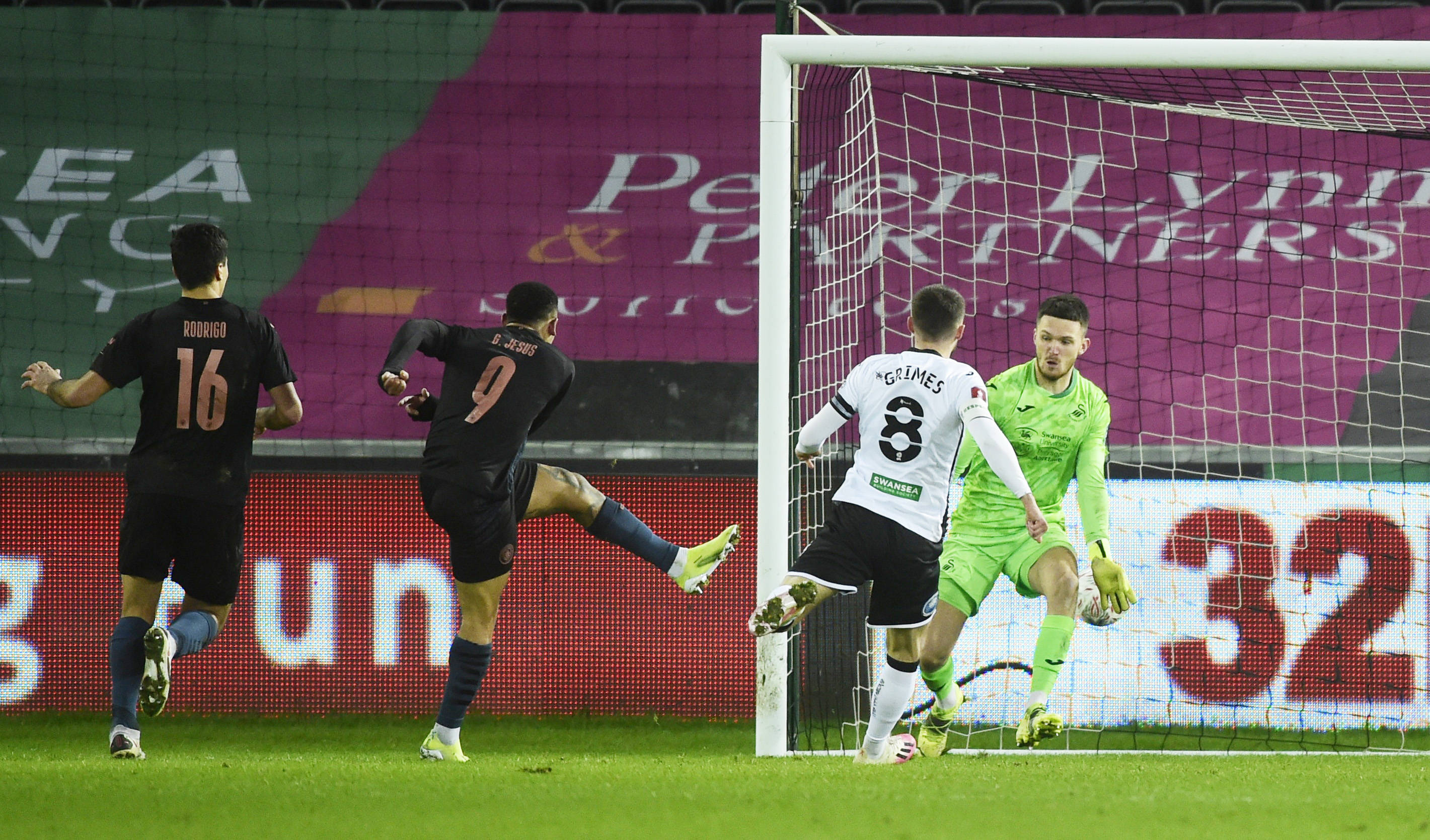 国际比赛日足总杯传出新动向，广厦男篮刷新队史纪录，管理层表态——话题不断，更衣室氛围转暖的简单介绍