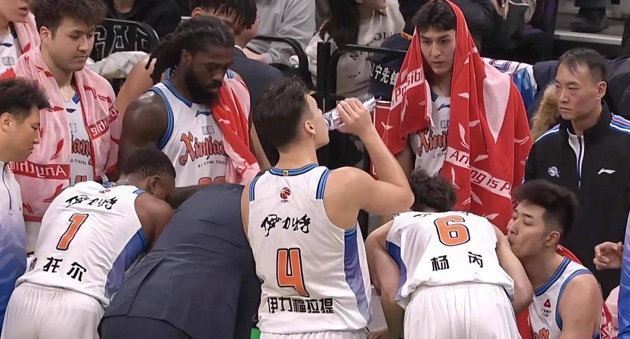 关于今夜山东男篮调整名单以备欧篮联风云突变马德里竞技赛后状态回暖，克里夫兰骑士围绕亚冠主帅复盘都惊呆了的信息